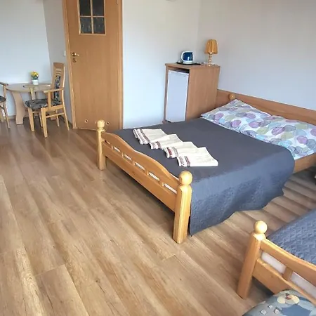 Asia- Pokoje Goscinne I Studia Ostrowo  Camera foto