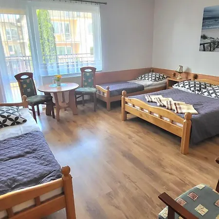 Asia- Pokoje Goscinne I Studia Ostrowo  Camera foto