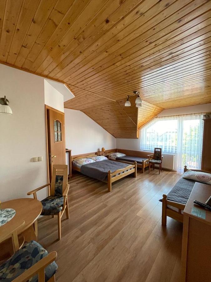Asia- Goscinne I Studia Apartment