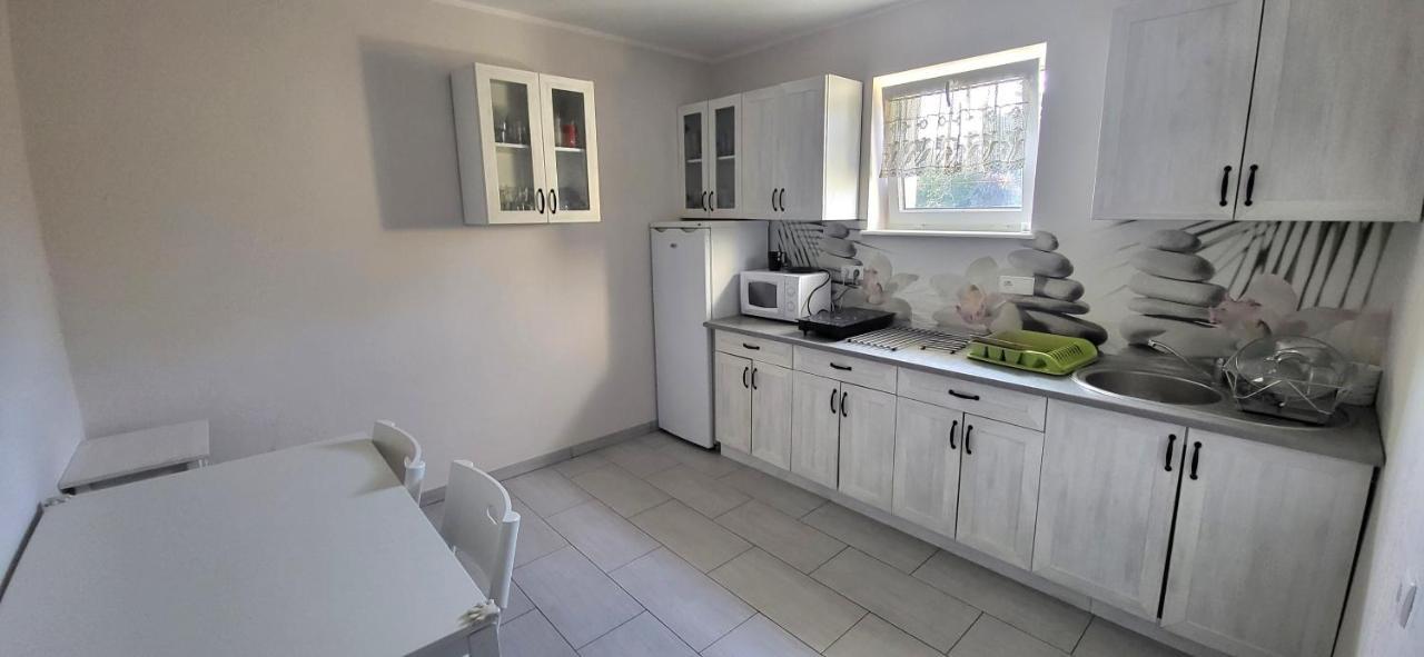Asia- Goscinne I Studia Apartment Ostrowo (Puck)