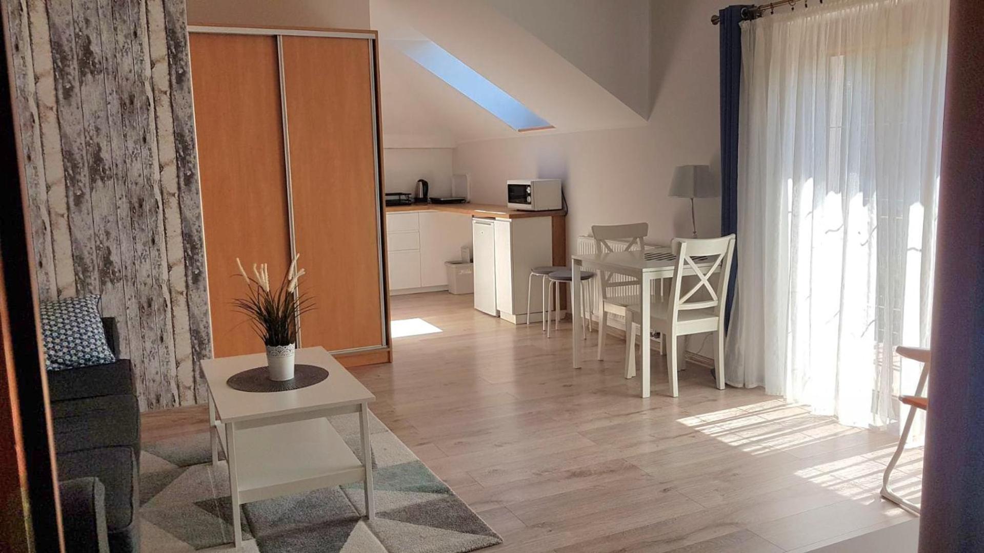Apartment Asia- Goscinne I Studia